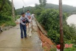 Mưa lớn kéo dài gây sạt lở ở Vũ Quang