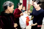 Cục Cảnh sát phòng chống tội phạm về môi trường trao quà hỗ trợ người dân vùng lũ Hà Tĩnh