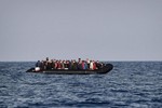 Ít nhất 140 người di cư thiệt mạng trong vụ chìm thuyền ngoài khơi Senegal