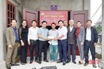 Vingroup hỗ trợ 180 triệu đồng xây nhà đại đoàn kết tại thị xã Hồng Lĩnh