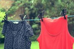 10 mẹo giúp quần áo nhanh khô, đỡ hôi trong mùa ẩm