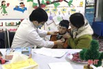 Khám bệnh, cấp phát thuốc miễn phí cho 600 thiếu nhi huyện Lộc Hà