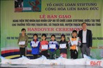 Tổ chức Loan Stiftung trao tiền, quà trị giá 461 triệu đồng cho 2 trường học ở Hà Tĩnh