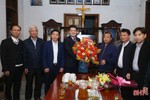Chủ tịch Ủy ban MTTQ tỉnh Hà Tĩnh chúc mừng Giáo hạt Nghĩa Yên