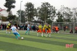 Khởi tranh giải bóng đá gây quỹ ủng hộ học sinh khó khăn ở Hương Sơn