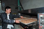 Làng trầm hương nổi tiếng Hà Tĩnh có những sản phẩm đặc biệt nào?
