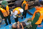 Ứng cứu 8 ngư dân trên tàu bị cháy khi đang đánh bắt ở vùng biển Hà Tĩnh