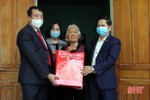 Lãnh đạo HĐND tỉnh Hà Tĩnh tặng quà tết gia đình chính sách, đối tượng bảo trợ xã hội