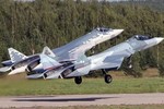 Nhiệm vụ đặc biệt của Su-57 khi mang tên lửa tầm xa