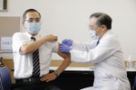 Nhật Bản triển khai tiêm chủng đại trà vaccine ngừa Covid-19