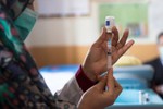 Dự án COVAX viện trợ Lào 564.000 liều vaccine ngừa Covid-19 của AstraZeneca