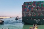 Cận cảnh quá trình giải cứu tàu chắn ngang kênh Suez