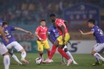 Thủng lưới phút 90, Hà Tĩnh chia điểm trên sân Hà Nội
