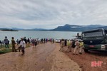 Lào công bố danh tính người tử nạn vụ lật tàu du lịch tại hồ thủy điện Namngeum