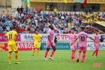 HLV Nguyễn Thành Công ra mắt ấn tượng, Hồng Lĩnh Hà Tĩnh thắng 2-0 trước Sông Lam Nghệ An