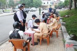 Trong 2 tiếng đồng hồ, Công an Can Lộc xử phạt 34 trường hợp vi phạm giao thông