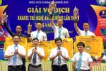Võ đường Hùng Quân - Hà Tĩnh giải nhất toàn đoàn Giải vô địch Karate trẻ Nghệ An mở rộng