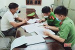Vũ Quang xử phạt 25 triệu đồng đối với 16 trường hợp không đeo khẩu trang nơi công cộng