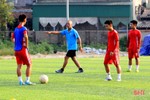 Huấn luyện viên Nguyễn Văn Thịnh - người mang “luồng gió mới” cho bóng đá trẻ Hà Tĩnh
