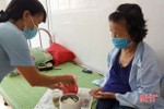 Hơn 200 suất cơm đến với bệnh nhân khó khăn ở Vũ Quang