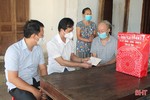 Lãnh đạo Hà Tĩnh thăm hỏi gia đình chính sách nhân ngày Thương binh - Liệt sỹ