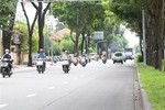“Thành phố Hồ Chí Minh phải kéo dài giãn cách xã hội thêm 1 tháng”
