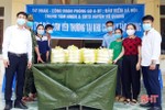 Các tổ chức công đoàn Vũ Quang nấu gần 2.200 suất cơm hỗ trợ công dân trong khu cách ly