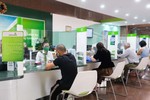 Vietcombank giảm các loại phí dịch vụ hỗ trợ khách hàng trong thời kỳ dịch bệnh COVID-19
