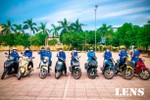 Chuyện những “Shipper áo xanh” trong vùng dịch ở Cẩm Xuyên