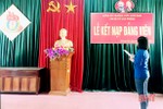 Hương Khê phát triển đảng viên mới là học sinh THPT, tăng cường sức trẻ cho tổ chức Đảng