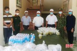 200 suất cơm nghĩa tình hỗ trợ công dân cách ly ở Vũ Quang