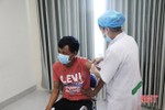 Được tiêm vắc-xin, nhiều tài xế ở Hà Tĩnh an tâm hơn giữa đại dịch