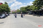 Người dân TP Hà Tĩnh phấn khởi khi đường Hà Tôn Mục trở nên sạch đẹp, đảm bảo mỹ quan đô thị