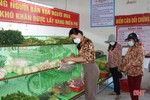 Gian hàng “không người bán, vạn người mua” ở Hà Tĩnh