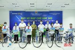 Bảo Việt Nhân thọ Hà Tĩnh trao 80 xe đạp cho học sinh vượt khó