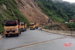 Khẩn trương khắc phục sạt lở trên tuyến Quốc lộ 8A ở Hà Tĩnh