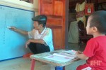 Hà Tĩnh: Cậu bé tật nguyền 5 tuổi làm toán khá thạo