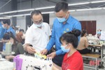 Đổi mới phương thức vận động, Công đoàn các Khu kinh tế tỉnh Hà Tĩnh kết nạp mới 900 đoàn viên