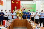 Lãnh đạo Hà Tĩnh chúc mừng doanh nghiệp nhân ngày Doanh nhân Việt Nam