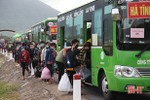 Hà Tĩnh hỗ trợ vận chuyển công dân Nghệ An, Thanh Hóa về qua địa bàn