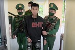 Hà Tĩnh: Bắt nam thanh niên 19 tuổi vận chuyển 4kg ma túy đá