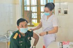Tiêm phòng COVID-19 ở Hương Khê: Vắc-xin về đến đâu, tiêm hết đến đó