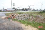 Rác thải xây dựng ngổn ngang nhiều nơi ở TP Hà Tĩnh