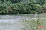 Bé trai 2 tuổi đuối nước thương tâm trên sông Ngàn Sâu