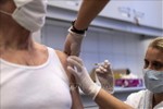 Hungary hối thúc người dân tiêm mũi tăng cường vaccine ngừa COVID-19