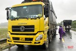 Hà Tĩnh: Phạt 18 triệu đồng tài xế chở quá tải trọng, cố thủ trong xe