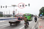 Di chuyển như thế nào khi cùng lúc có 2 hệ thống đèn tín hiệu giao thông tại TP Hà Tĩnh?