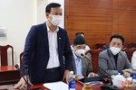 Tổ đại biểu HĐND tỉnh tại Cẩm Xuyên góp ý các tờ trình, dự thảo nghị quyết trình Kỳ họp thứ 4