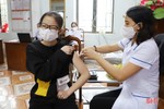 TP Hà Tĩnh tiêm hơn 5.000 liều vắc-xin phòng COVID-19 cho người từ 12 đến dưới 18 tuổi
