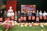 Bí thư Tỉnh ủy chúc tết đảng viên lão thành và người cao tuổi tiêu biểu ở Vũ Quang